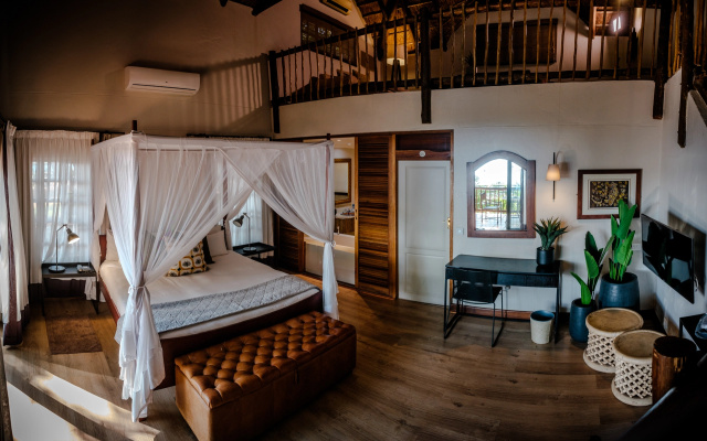 Chobe Marina Lodge