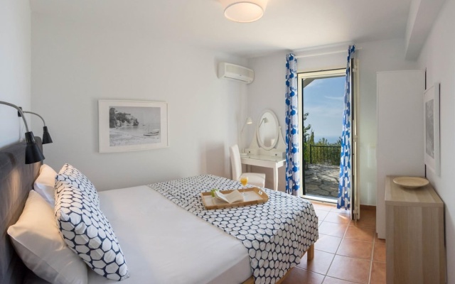 Villa Isola Bella - Agios Nikitas Nature Villas