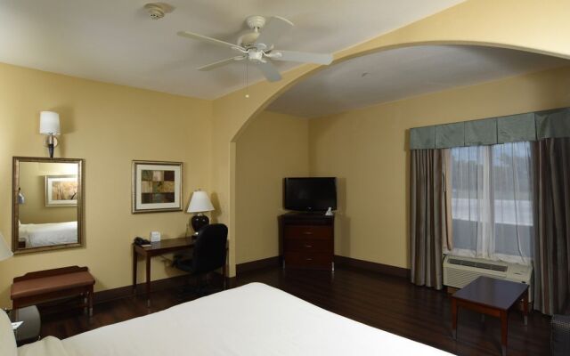 Holiday Inn Express Hotel & Suites Seguin