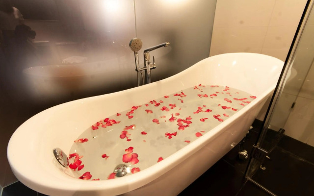 The Cotai Luxury Design Hotel