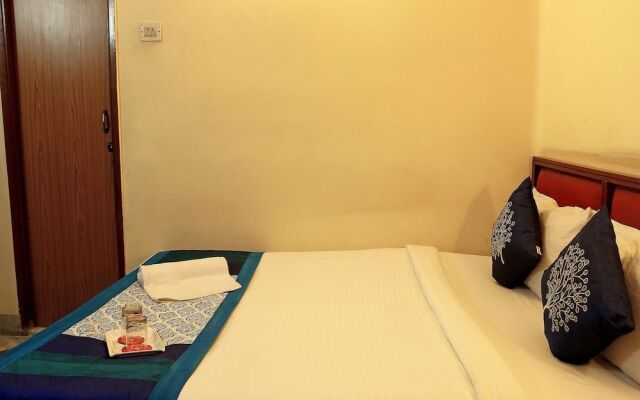 OYO 4621 Hotel Camac Plaza