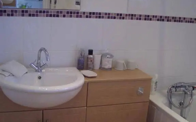 Quixhill - Denstone - Dove Meadow B & B
