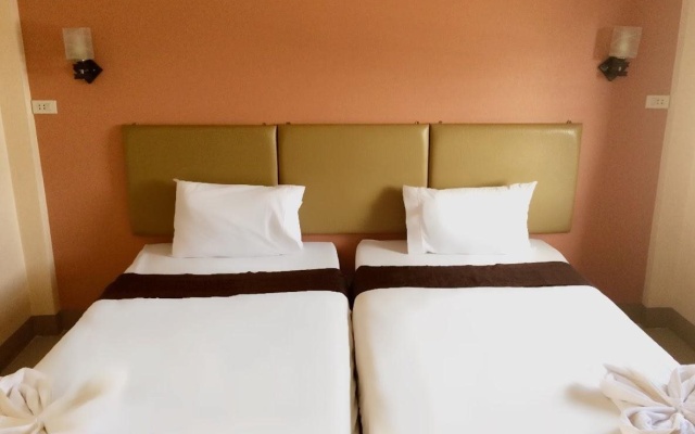 Worachat House – Guest Rooms – Lom Sak