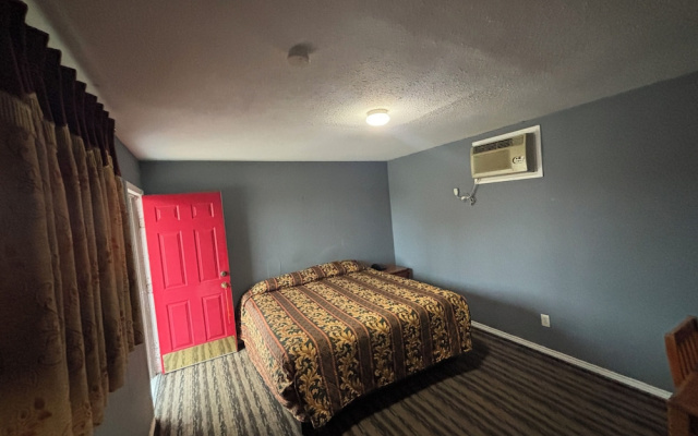 Hiway Inn