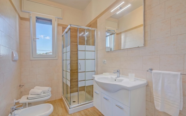 Le Bianche Apt 4 - Terrace near the Sea