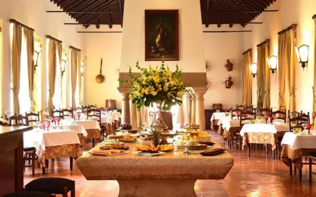 Pousada Palácio de Queluz – Historic Hotel