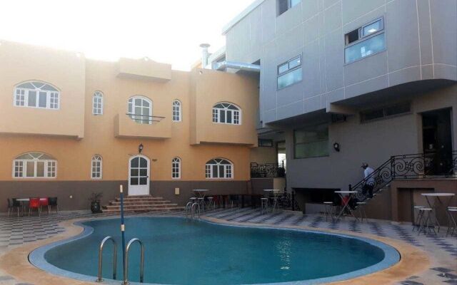 Amwaj Hotel