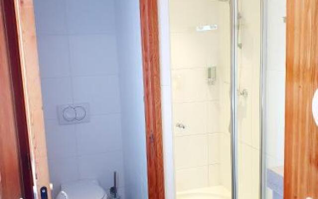 Logis Hotel Les Peupliers
