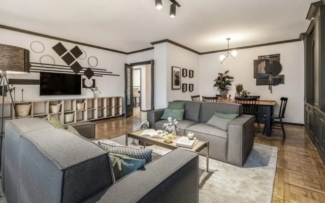 Taracea - 4 Bedrooms in Almagro