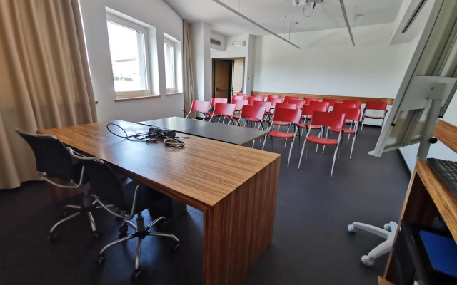 Europa Executive