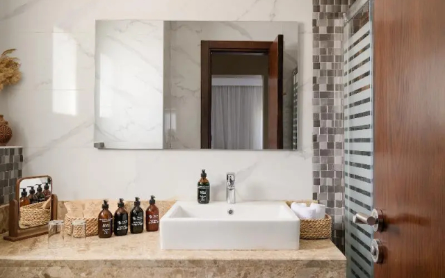 Курортный отель The Zen Wellness Resort