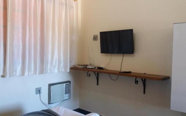 Falcon Hotel
