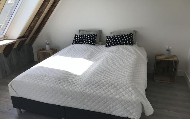 Quaint Apartment in Callantsoog with Terrace
