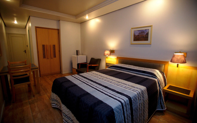 Hotel Columbia
