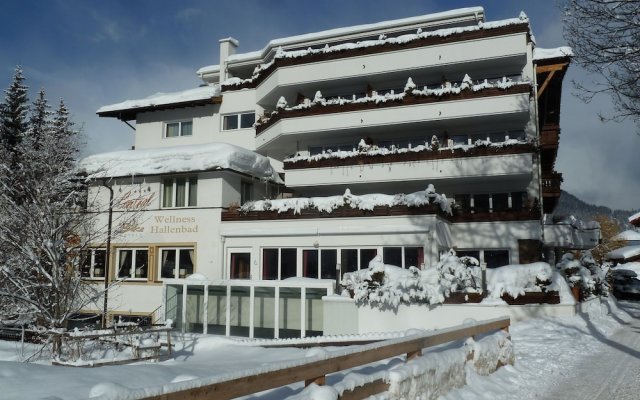 Alpen Comfort Hotel Central