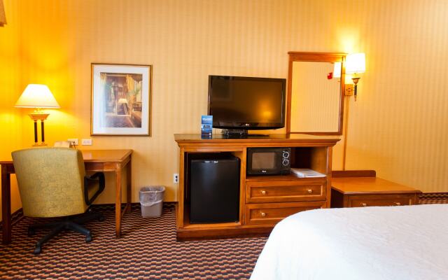 Hampton Inn & Suites Sacramento-Cal Expo