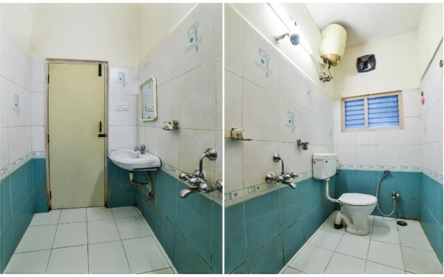 OYO 18454 Hallmark Inn Begumpet