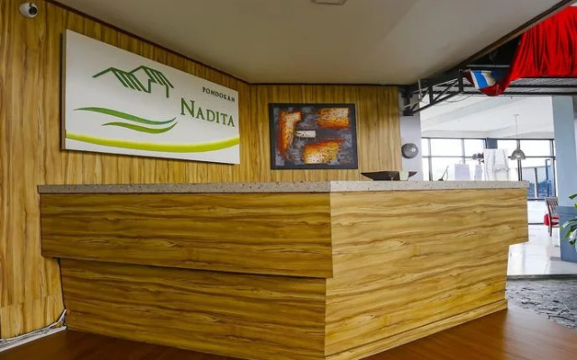 OYO 92218 Pondokan Nadita Homestay Syariah