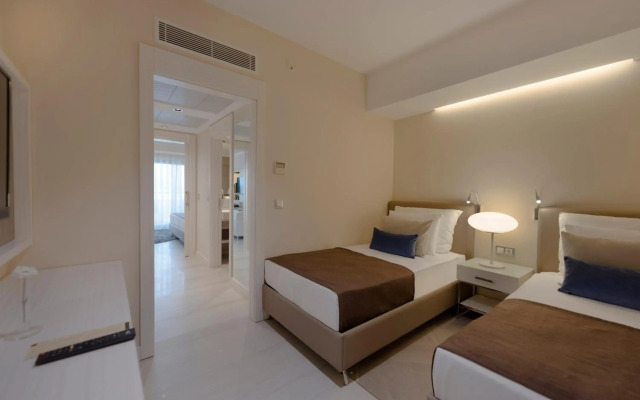 Mustis Royal Plaza Hotel