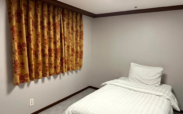 Osaek Greenyard Hotel