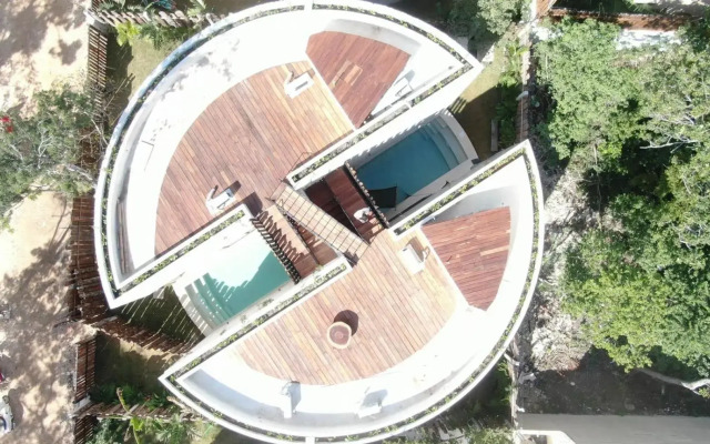 Round Villa Private Pool & Jungle rooftop 2A