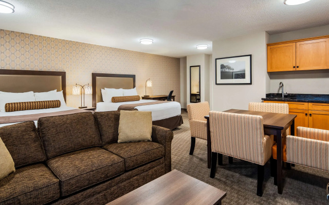 Best Western Plus Country Meadows Inn