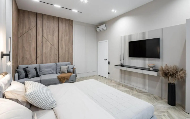 Apartment On Kulisha 28
