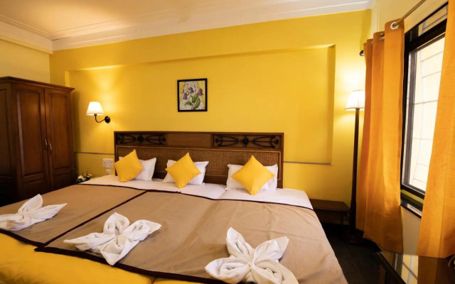 Oyo 17233 Hotel Raj Resort