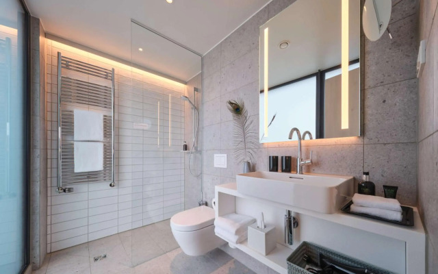 Adina Apartment Hotel Cologne