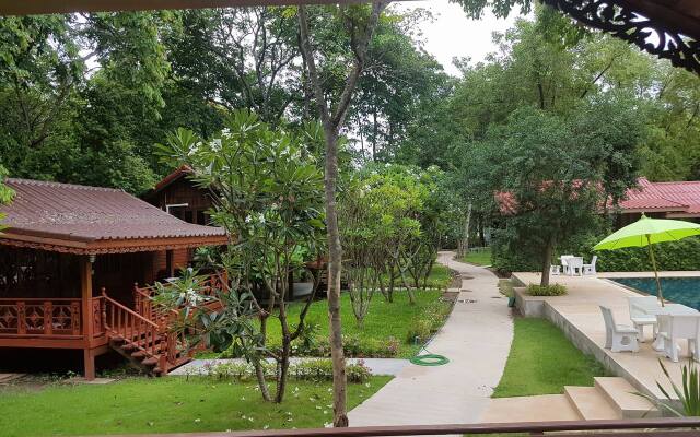 Ban Kaeng Sian resort