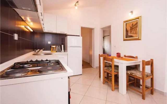 Apartment Dolac with Sea View 10