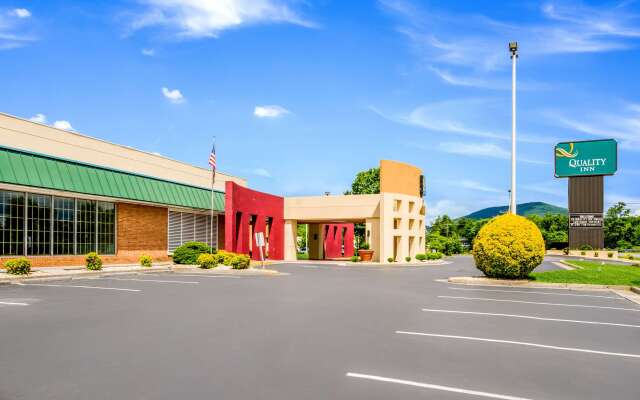 Quality Inn Roanoke Airport