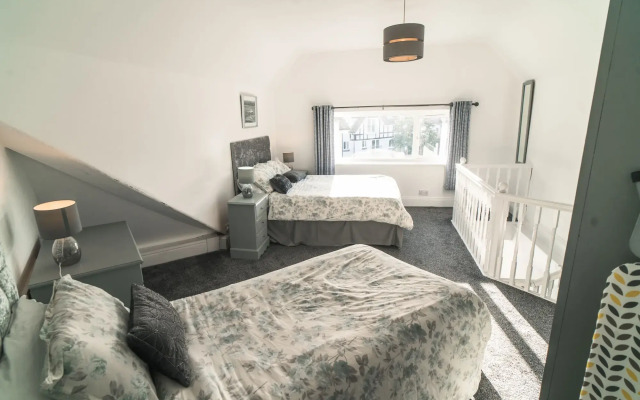 Beachmount Holiday Apartments