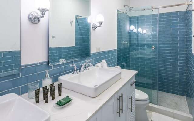 Captivating 1BR With Balcony in Panama
