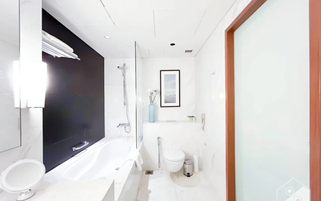 Luxury 1bedroom Balcony & View at the Dubai Mall