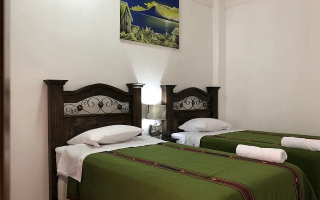 Hotel Panajachel Los Angeles