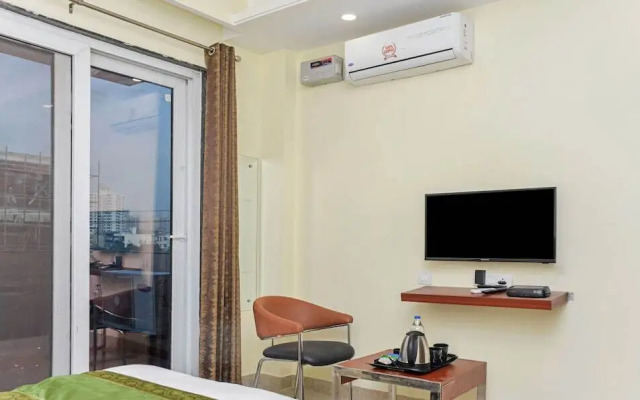 Capital O 12074 Vikrant's Residency