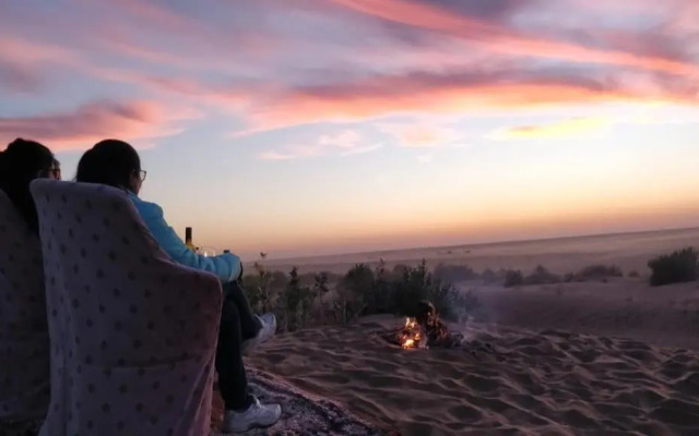 Golden Sandstone Hotel Desert Safari Camp