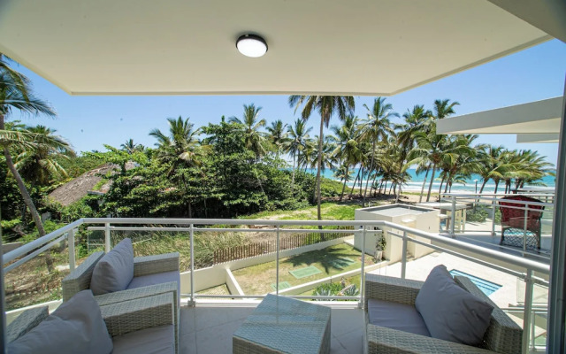 0048 Affordable Condo in the Beach