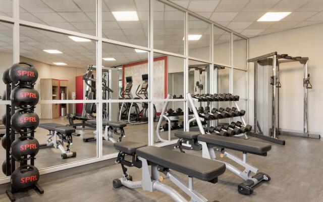 Crowne Plaza Auburn Hills by IHG