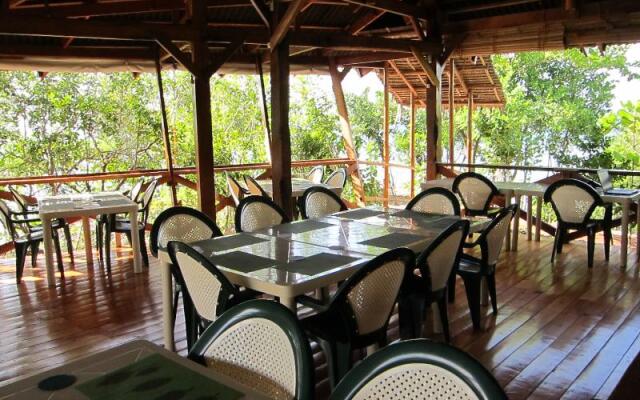 Eskapo Verde Lodge Moalboal