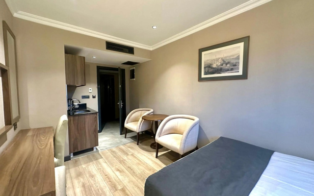 Mineo Hotel