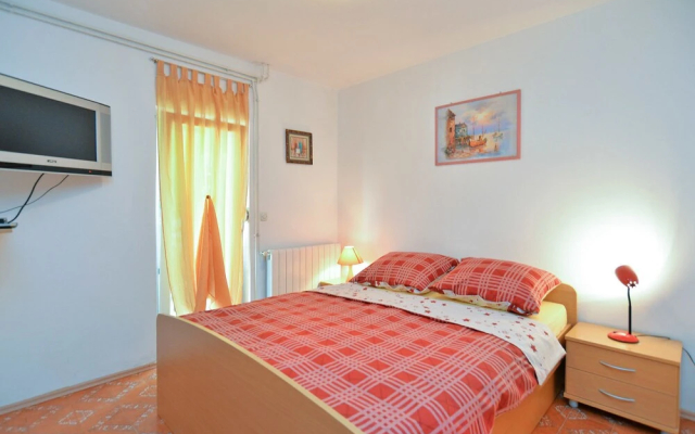 Apartment 436