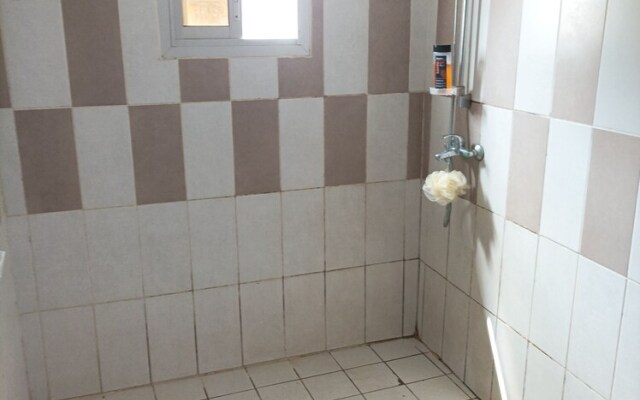 New Built 2-bed Apartment in Douala, Best District