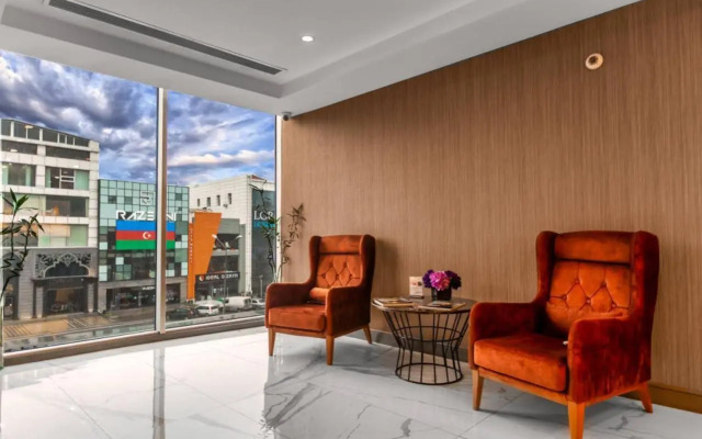Sky Hotel Baku