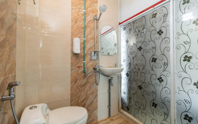 OYO 1648 Penginapan Three Joye