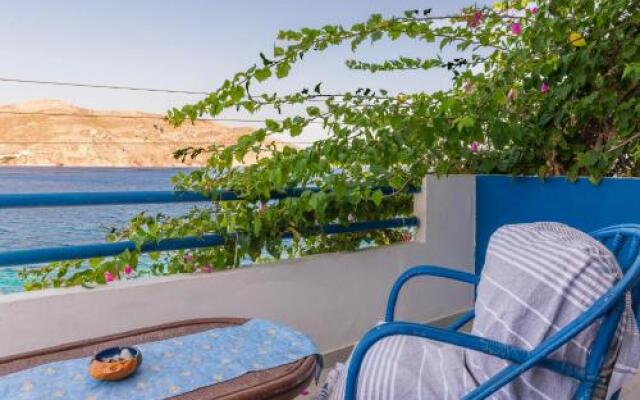 Antoniadi Marina Rooms