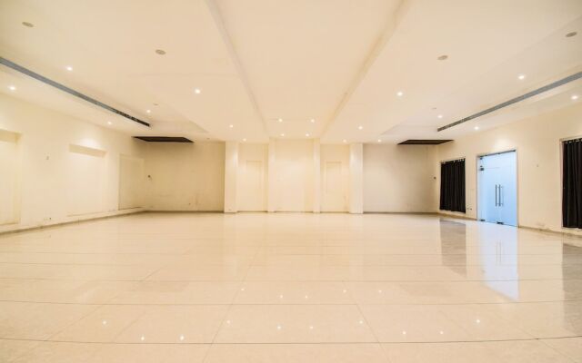 FabHotel Amrit Greens