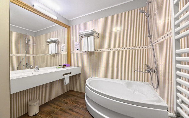 Tomis Garden Aparthotel