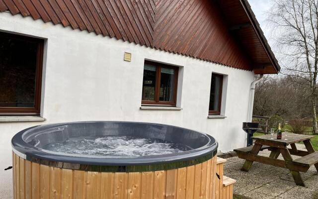 Lush holiday home in Wallonie with sauna